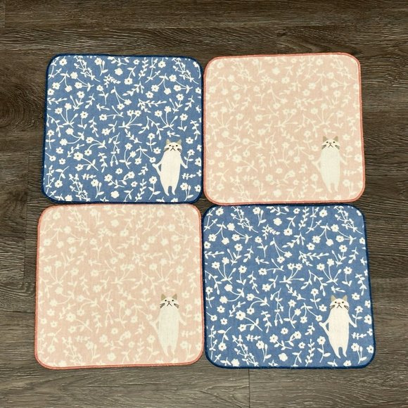 Kitten Cat Loves Flowers Japanese Handkerchief ❘ Hand Towel ❘ Face Towel (Blue) - Picture 4 of 6